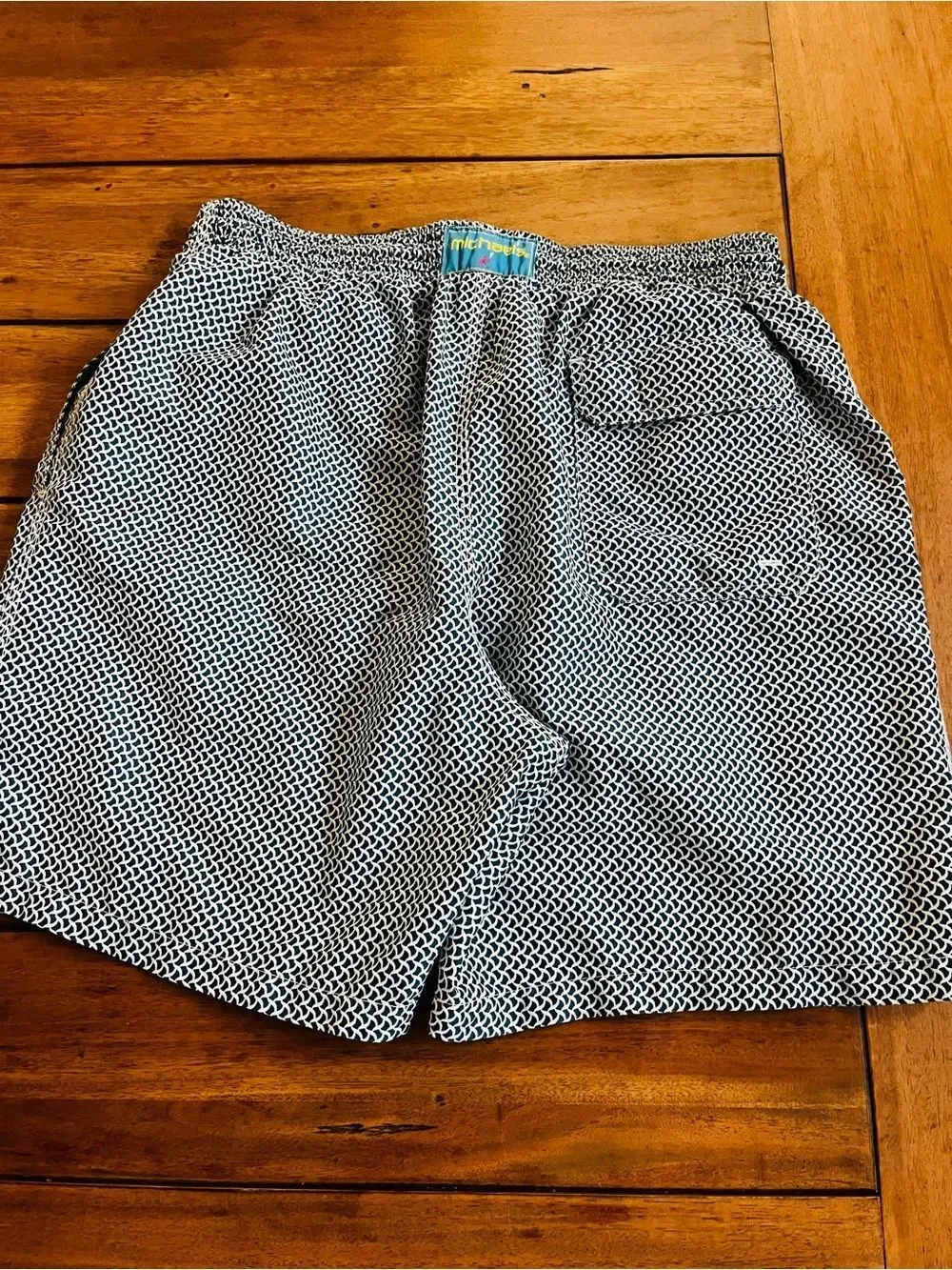 MICHAEL’s Men's Blue wave Patterned Swim Trunks with Drawstring; Size Lg